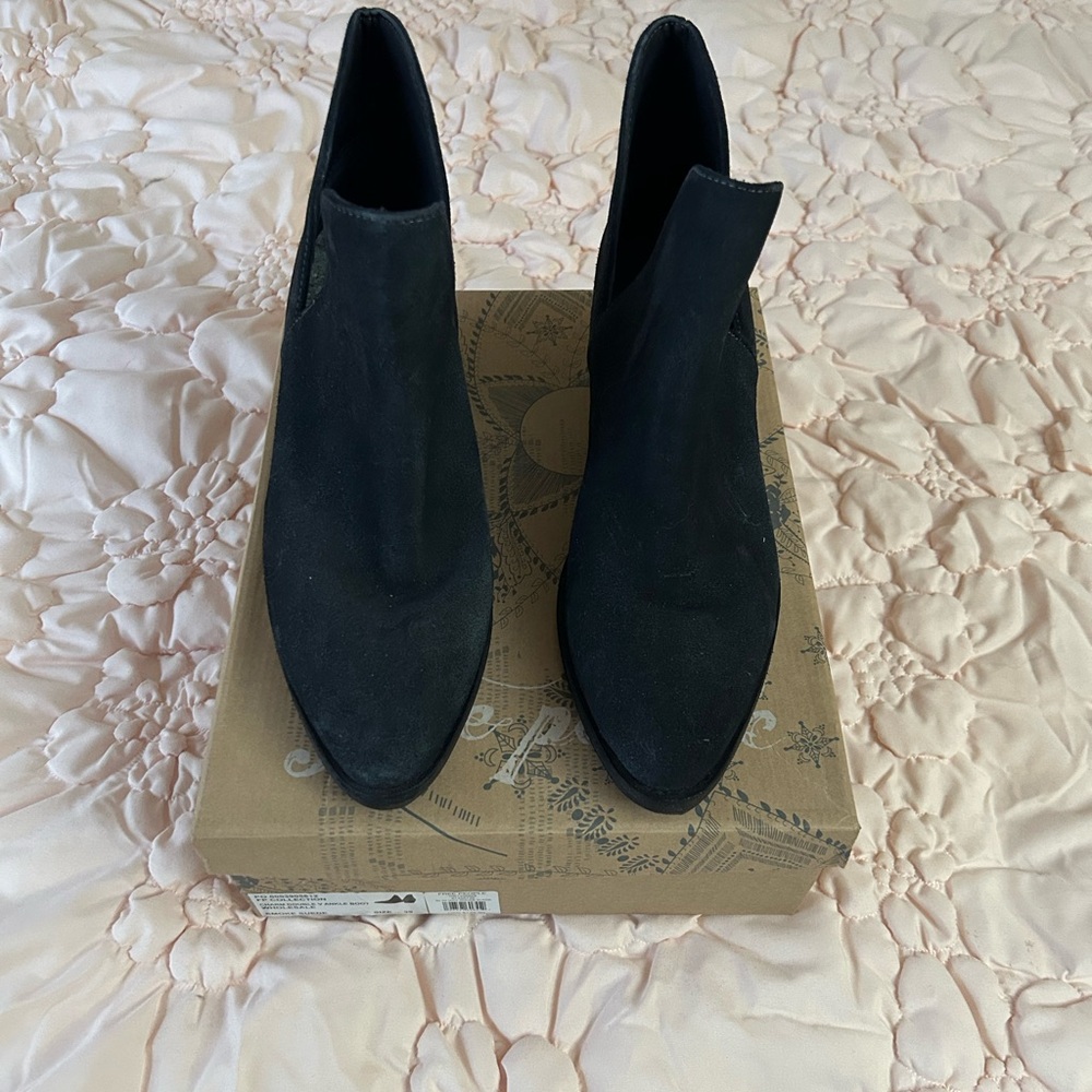 Elegant Black Free People Ankle Boots